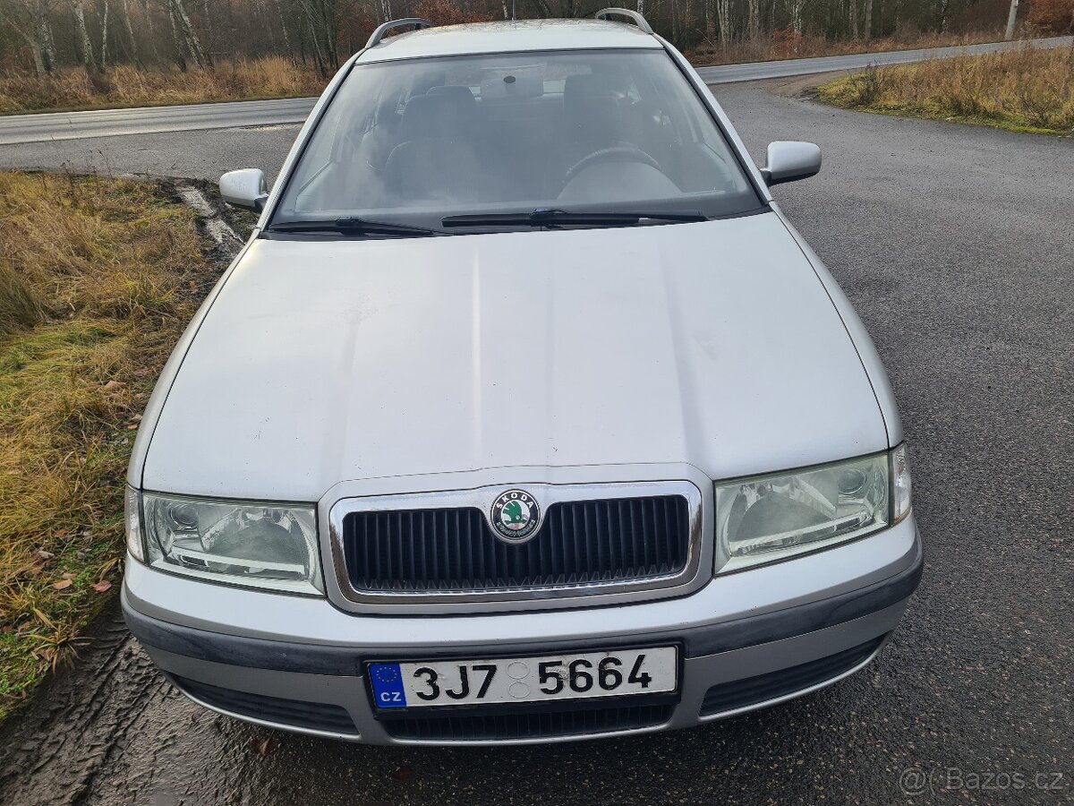 Krásná zdravá Octavia Combi Ambiente LPG s novou technickou - 3