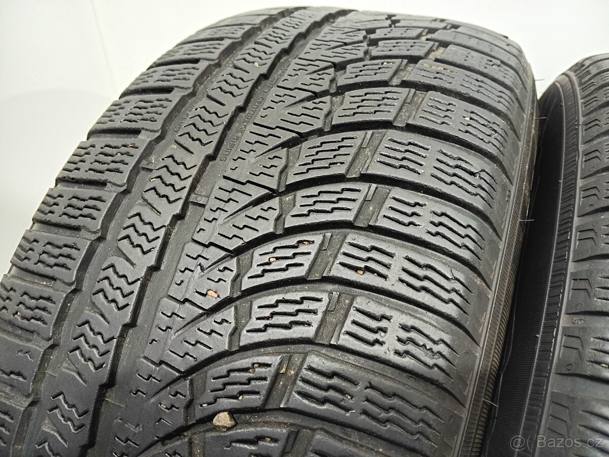 Zimní pneu 235/55/17 Nokian - 3