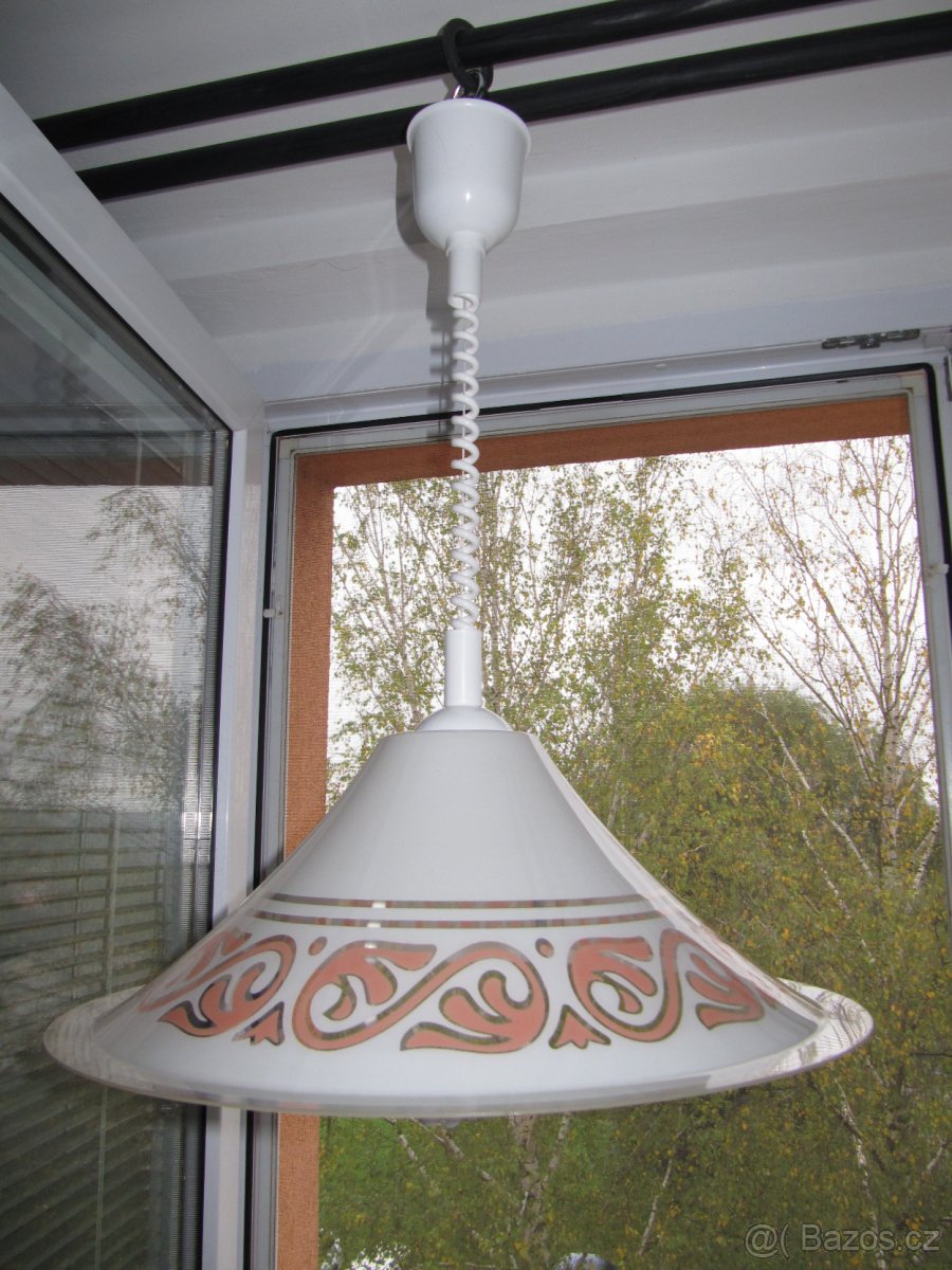 NOVÝ PLASTOVÝ LUSTR - 3