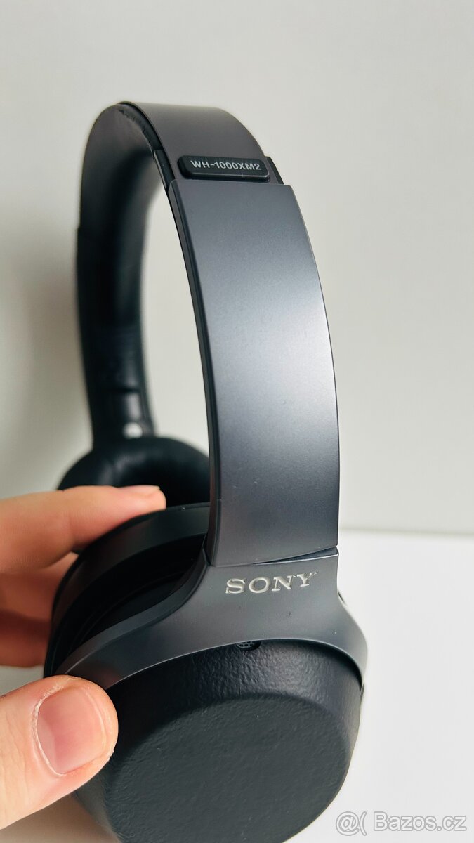 Sluchátka Sony WH-1000XM2 - 3