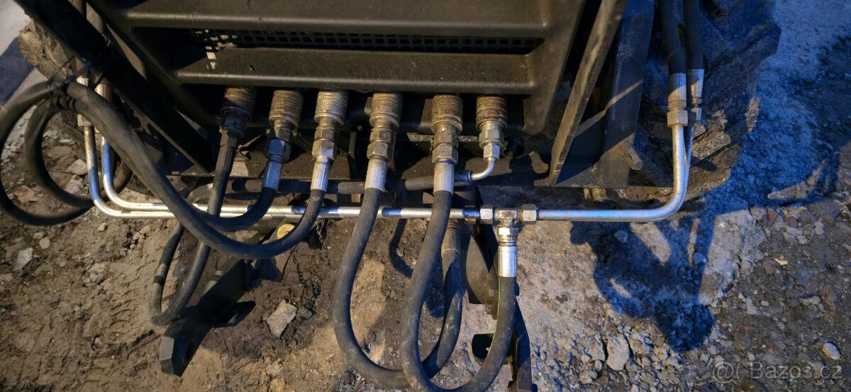 Nakladač ND5 060 - 3