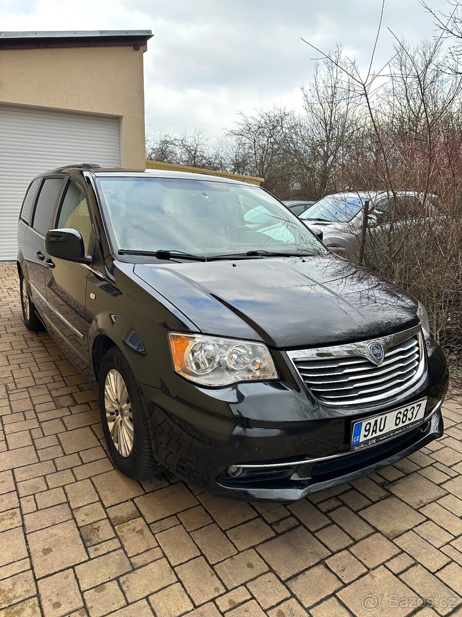 Lancia Voyager 2.8 CRD - 3