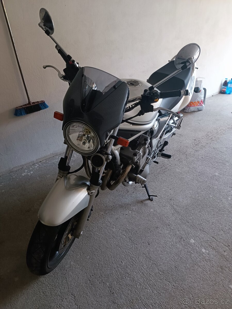 Suzuki Bandit 650 - 3