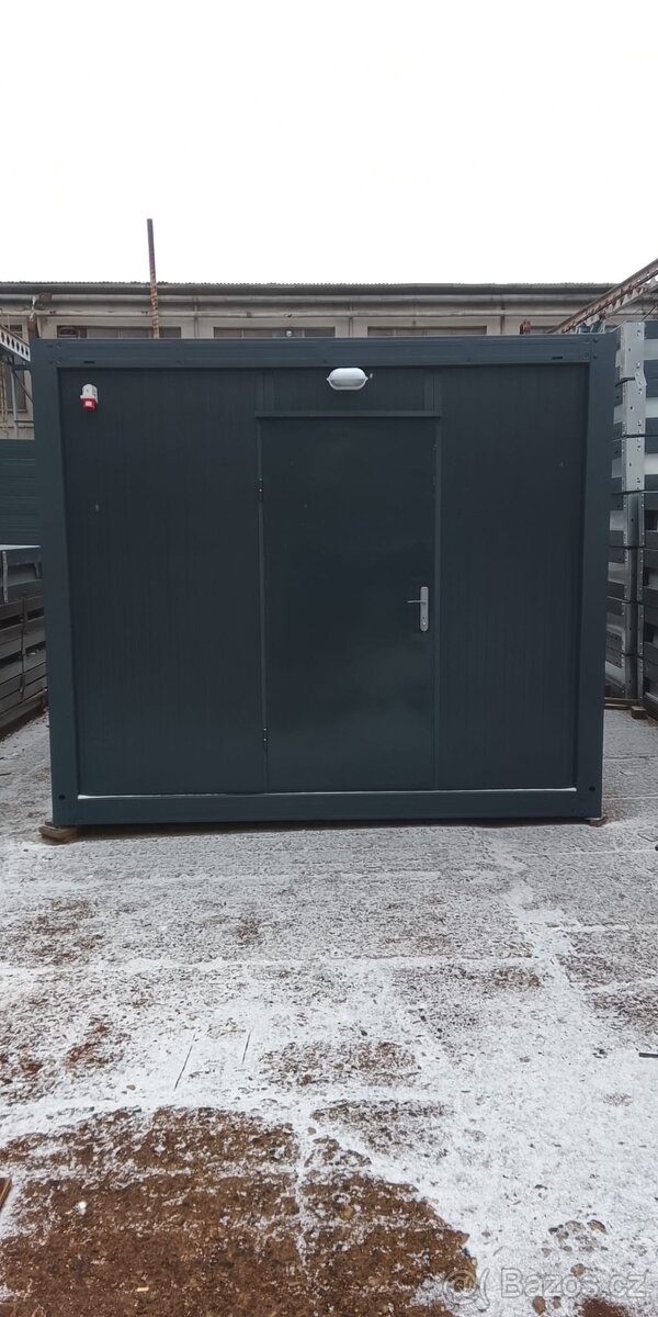 Obytný / prodejní kontejner 3 × 6 m - 3