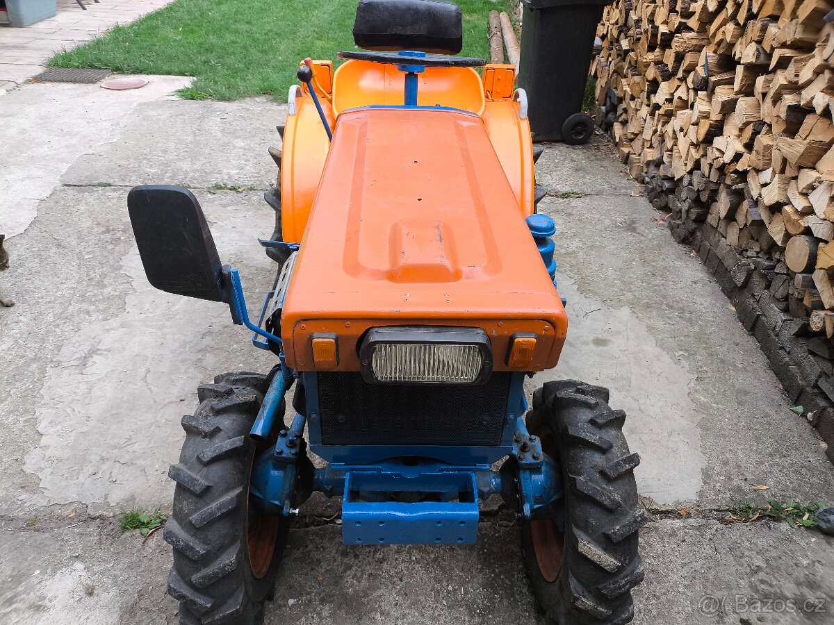 Malotraktor Kubota B6000 - 3