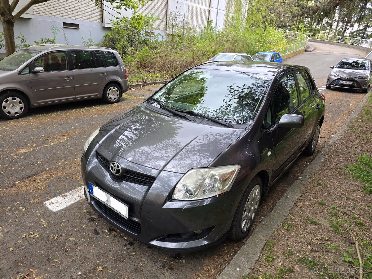 Toyota Auris - 3