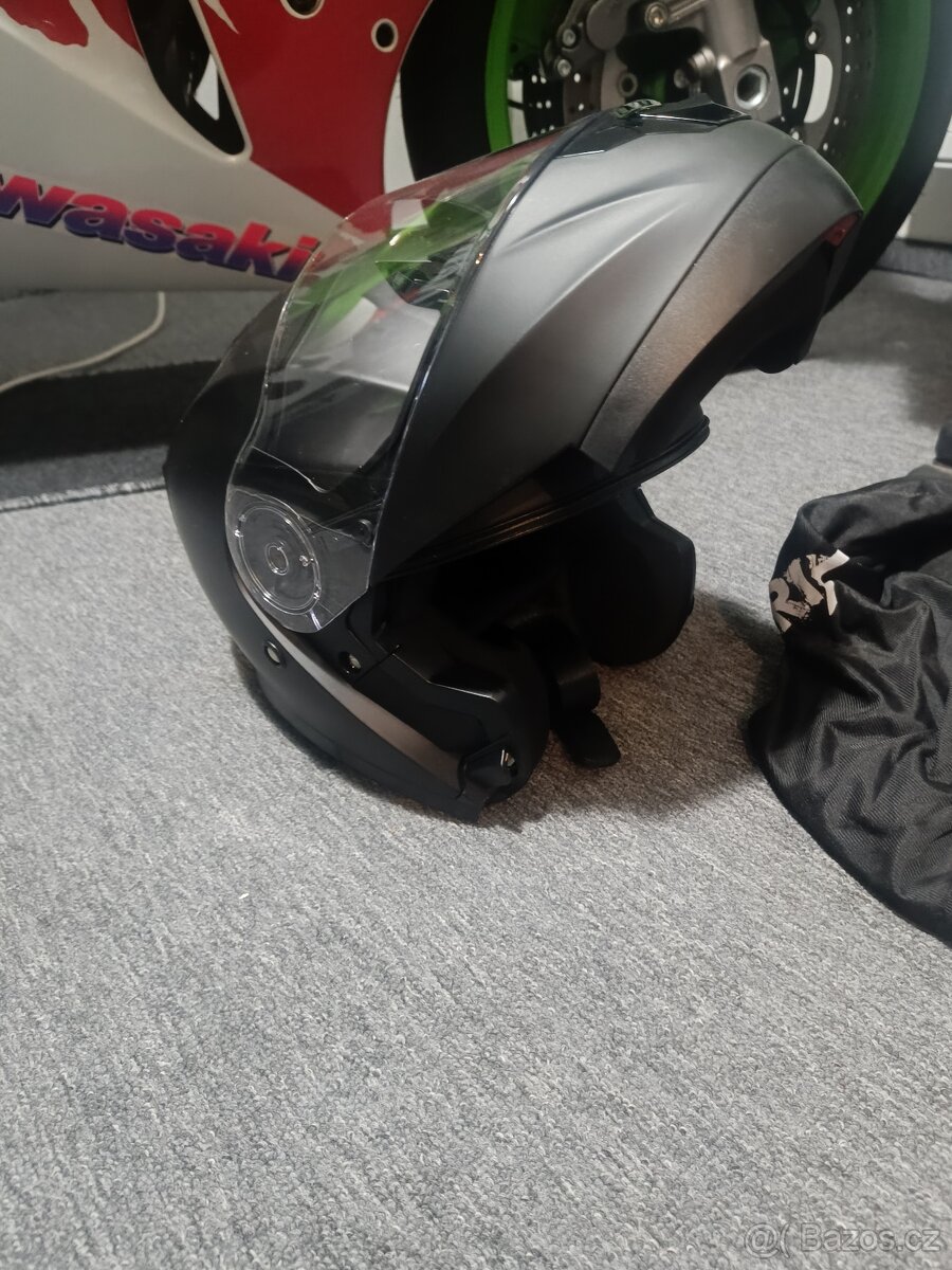 Nová helma Airtrix XL - 3