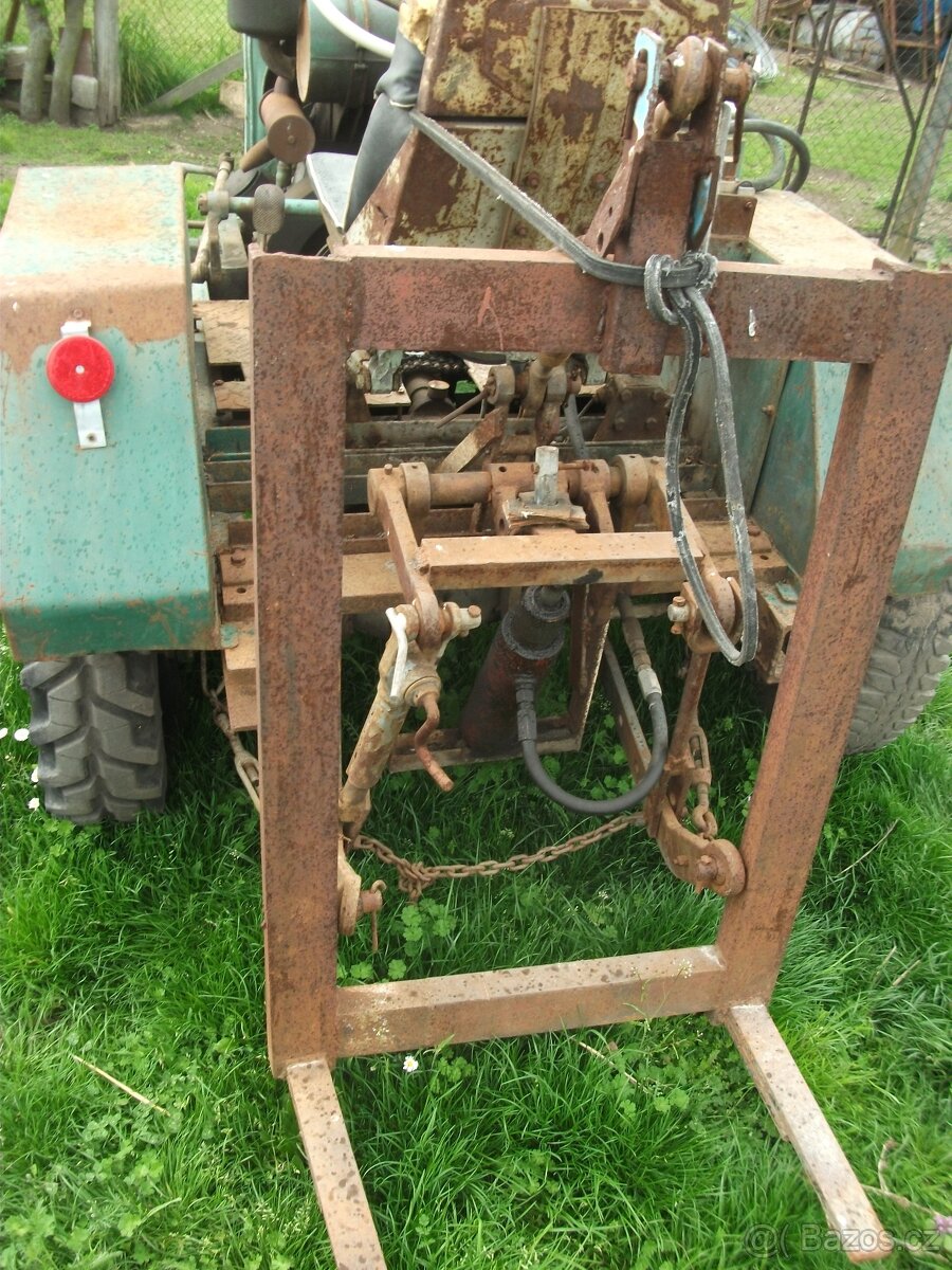 malotraktor s motorem Slávia 1S100A + 2S-90 - 3