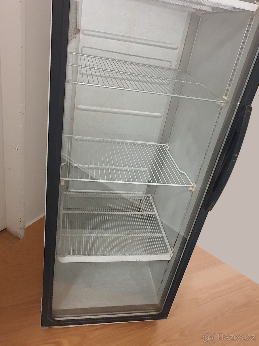 levná prosklená vitrína lednice s DOPRAVOU - 3