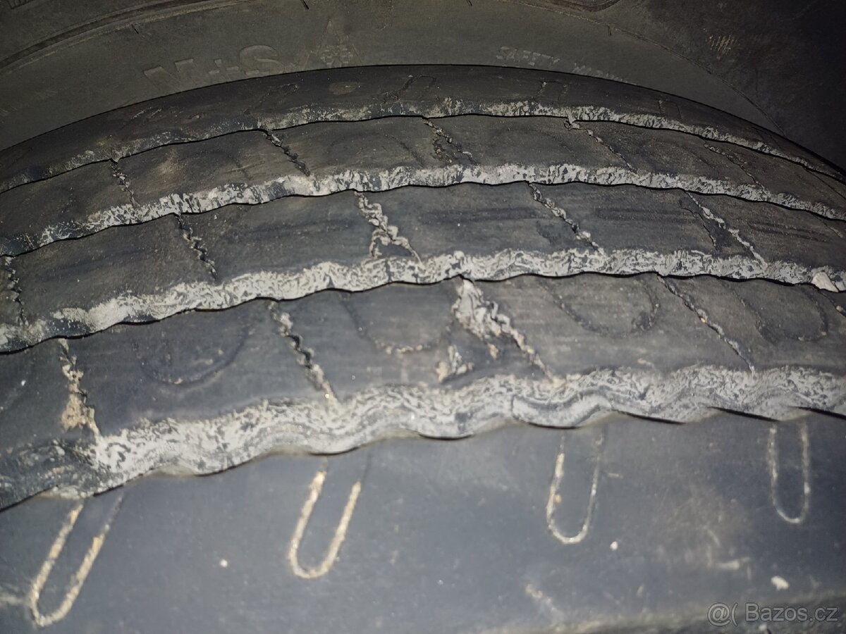 Náhradní dily Avia, LIAZ, V3S, Praga S5T - 3