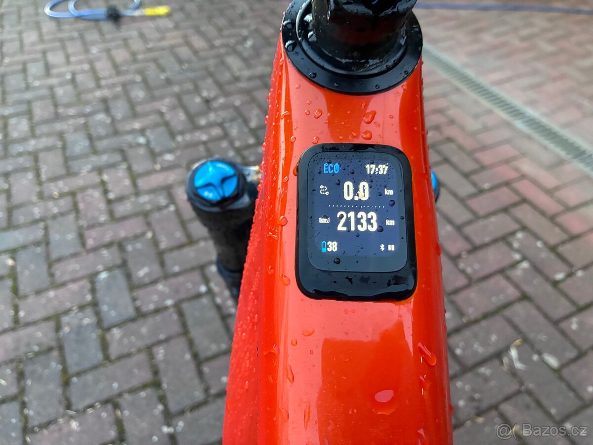 Prodám elektrokolo Specialized - 3