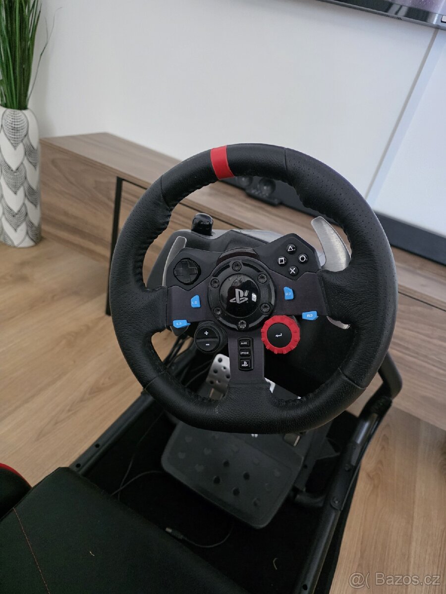 Herní křeslo + logitech G29 - 3