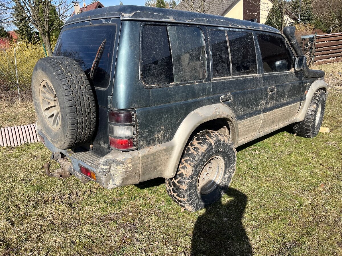mitsubishi pajero 2.5td - 3