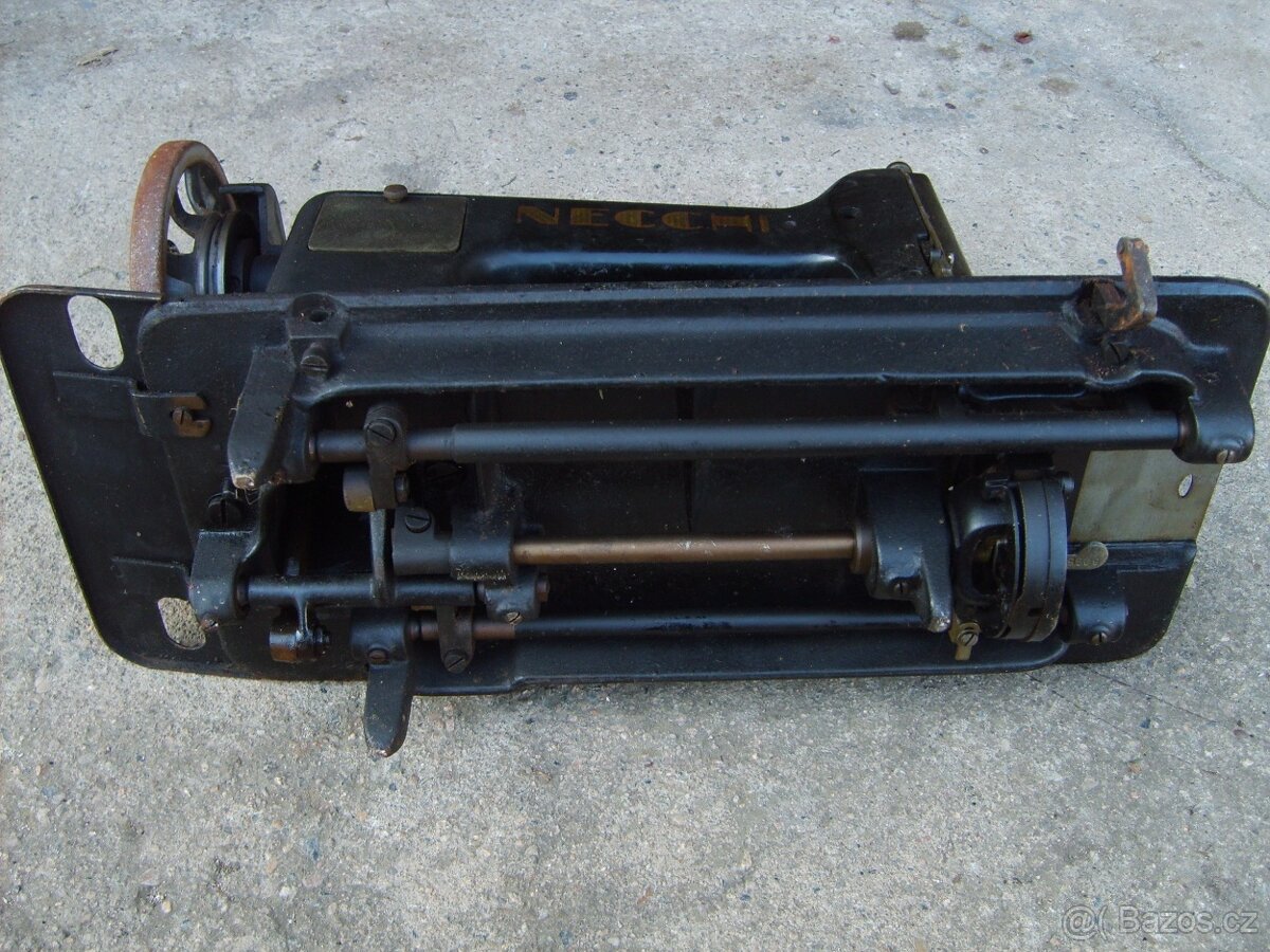 Šicí stroj Necchi - 3