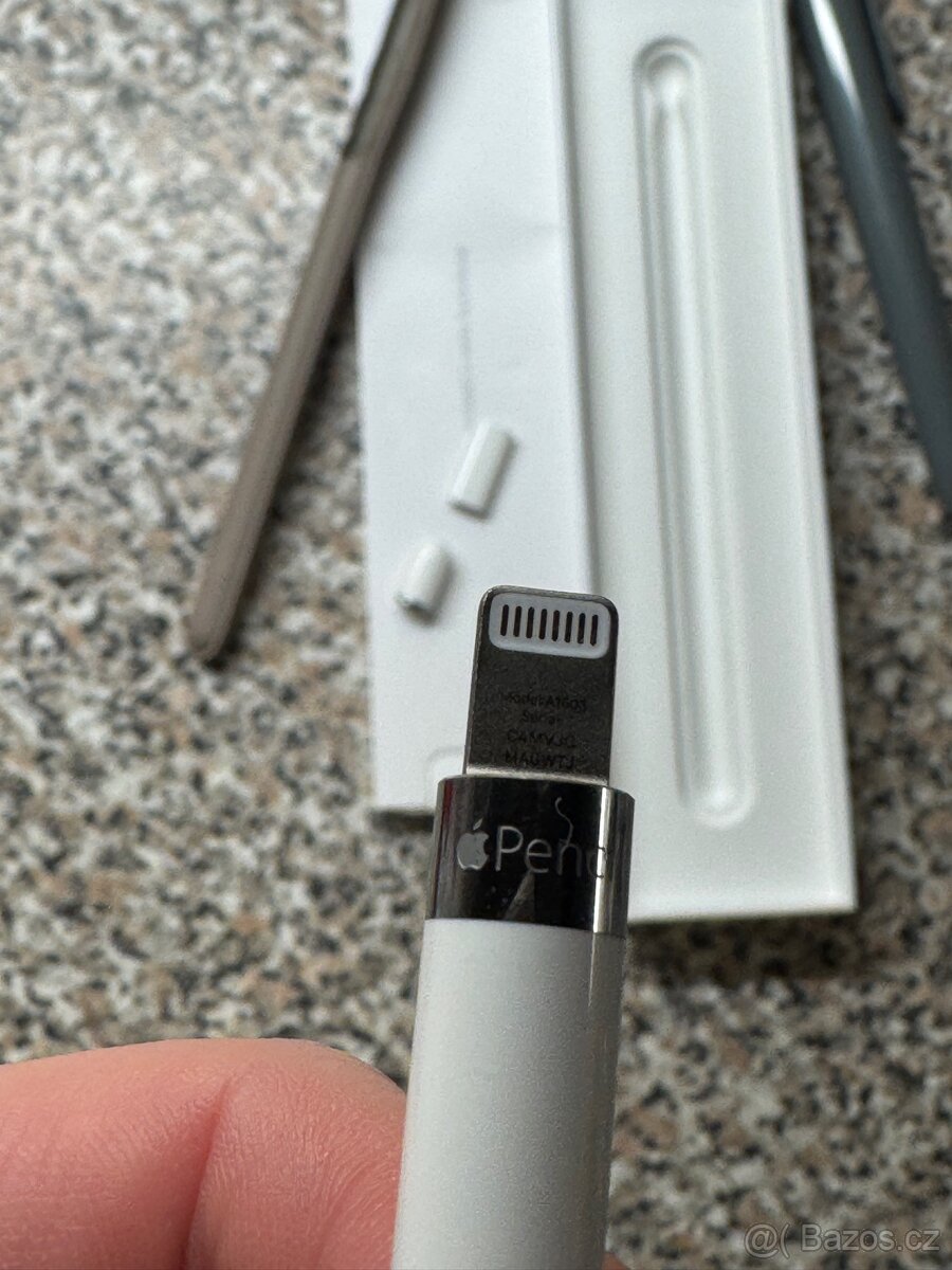 Apple pencil 1. generace - 3