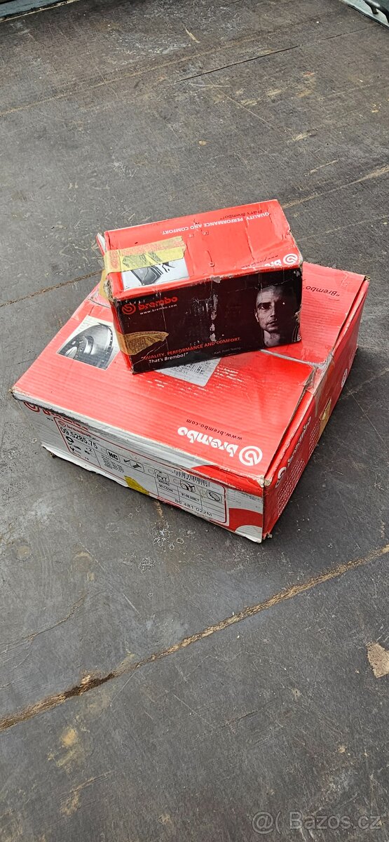 BREMBO kotouče + desky - 3