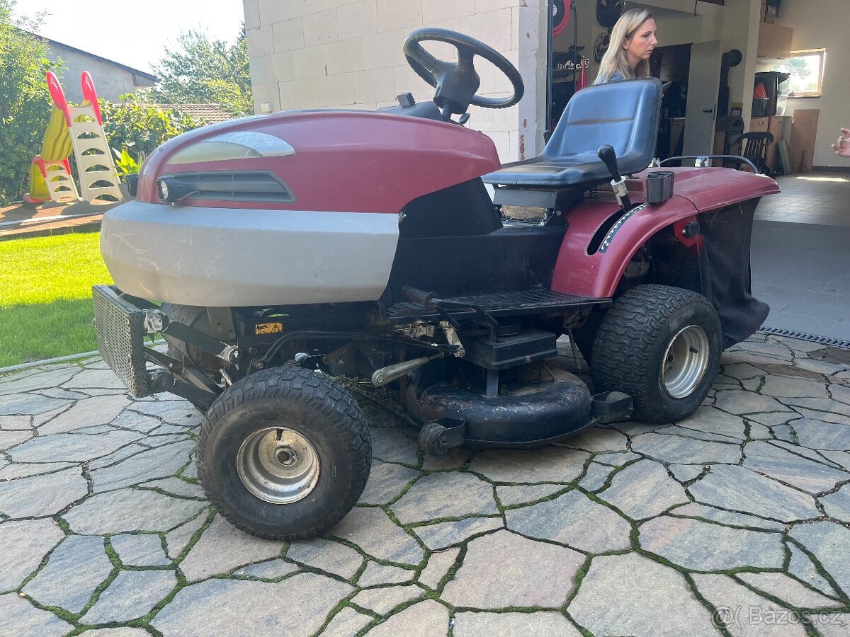 Zahradí sekáči traktor Wisconsim - 3