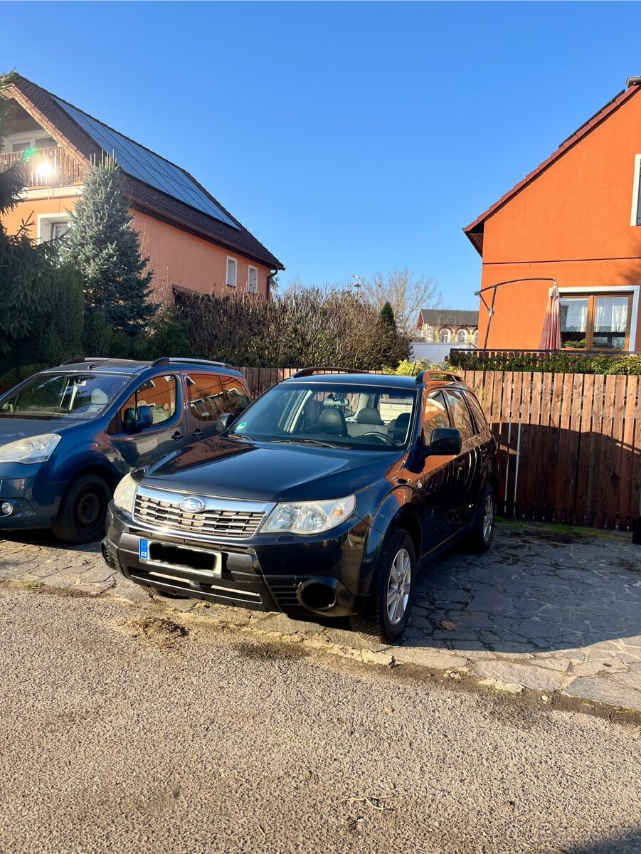 Subaru Forester 2.0 BENZÍN, 168 000 km, 2008, nová STK - 3