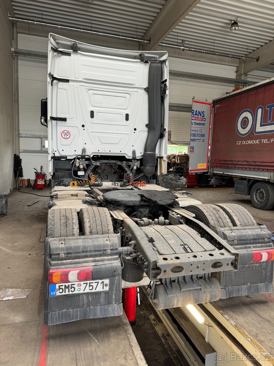 Mercedes Actros 1845 - 3