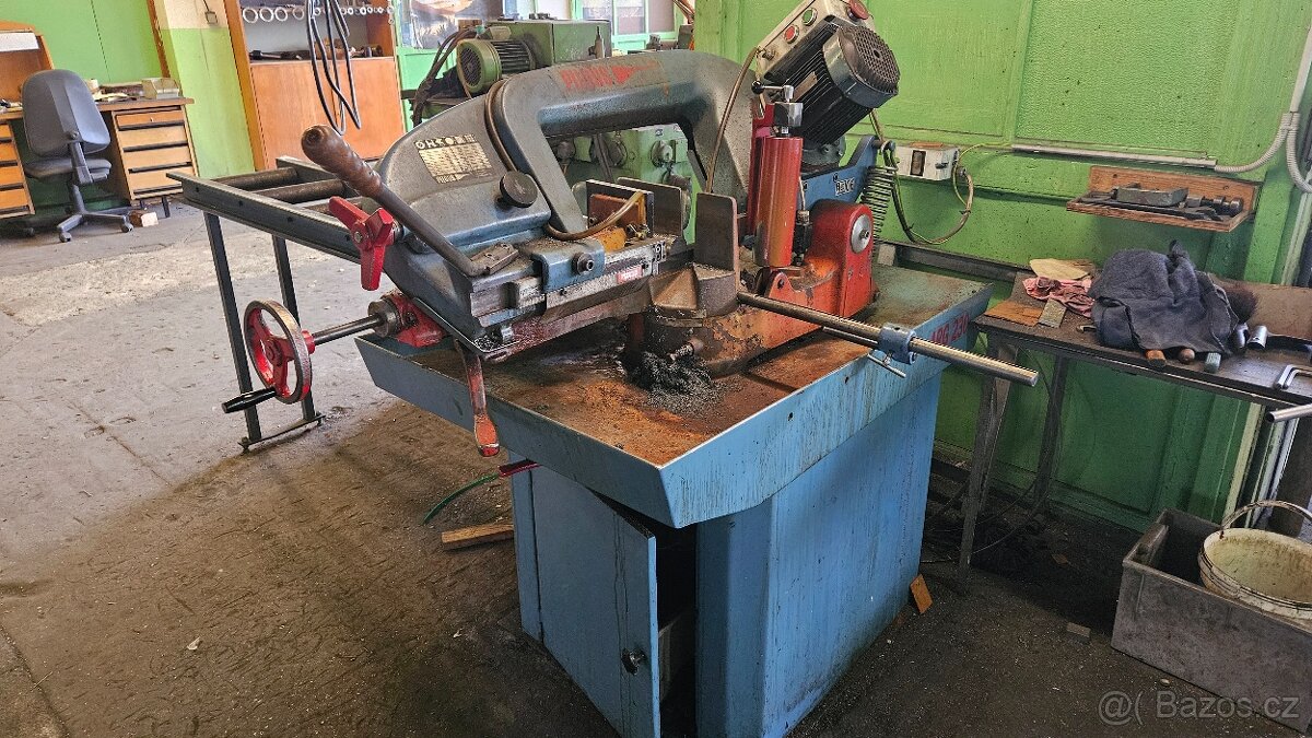 Pásová pila na kov Pilous ARG 230 - 3