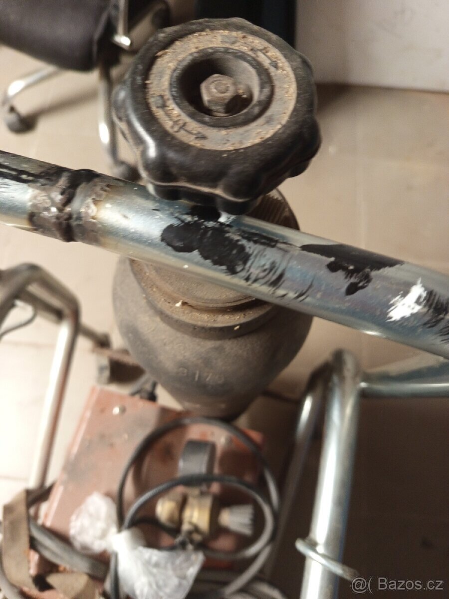 Svářečka CO2 stará poctivá klasika 220V - 3