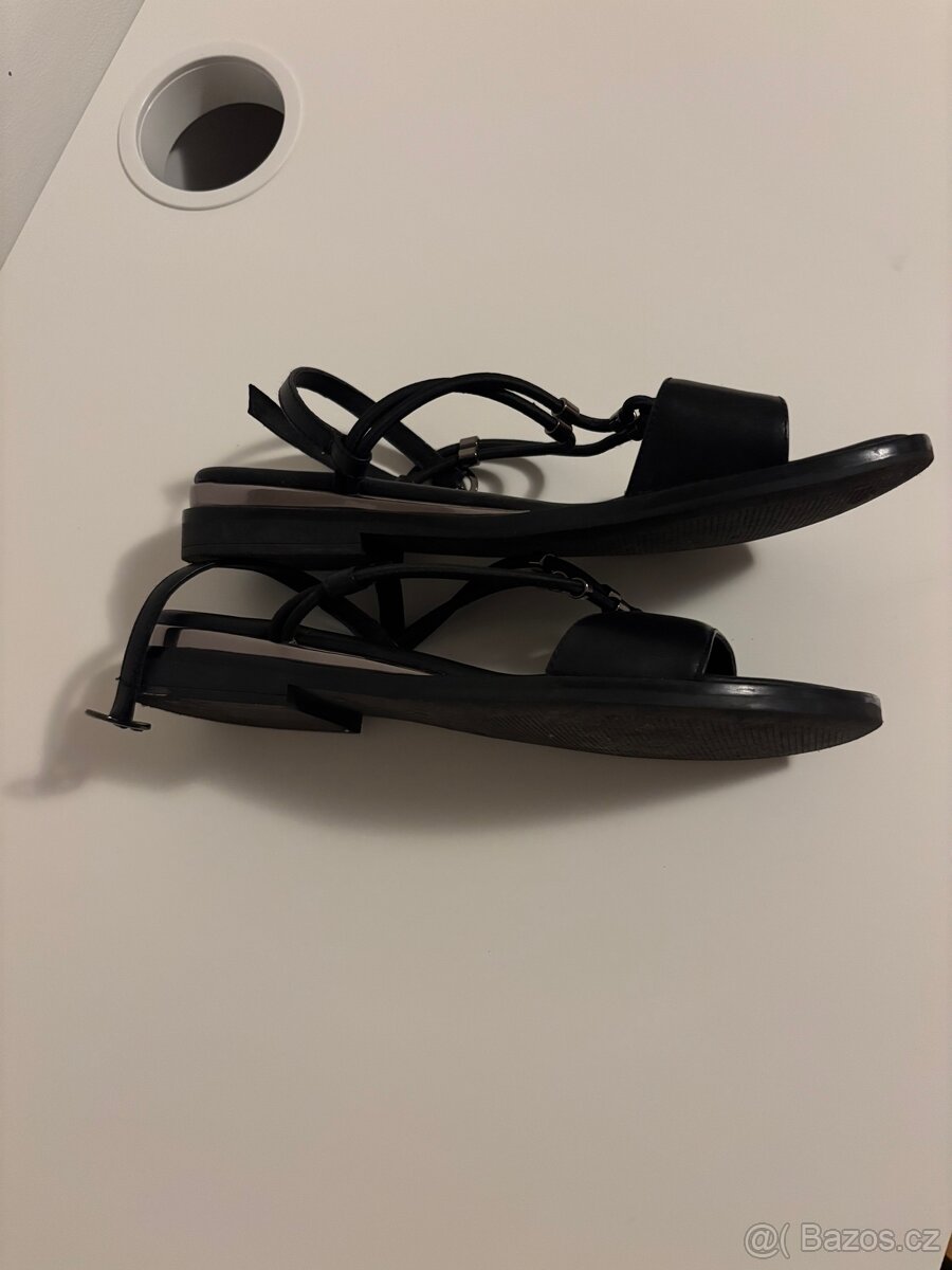 Damske sandaly v.39 - 3