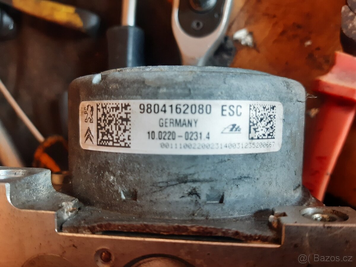 nápravnice peugeot 301 + dveře - 3