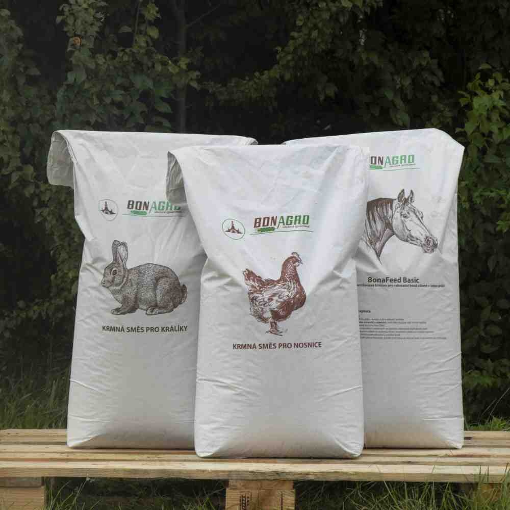 Krmení pro slepice, králíky i koně - 3