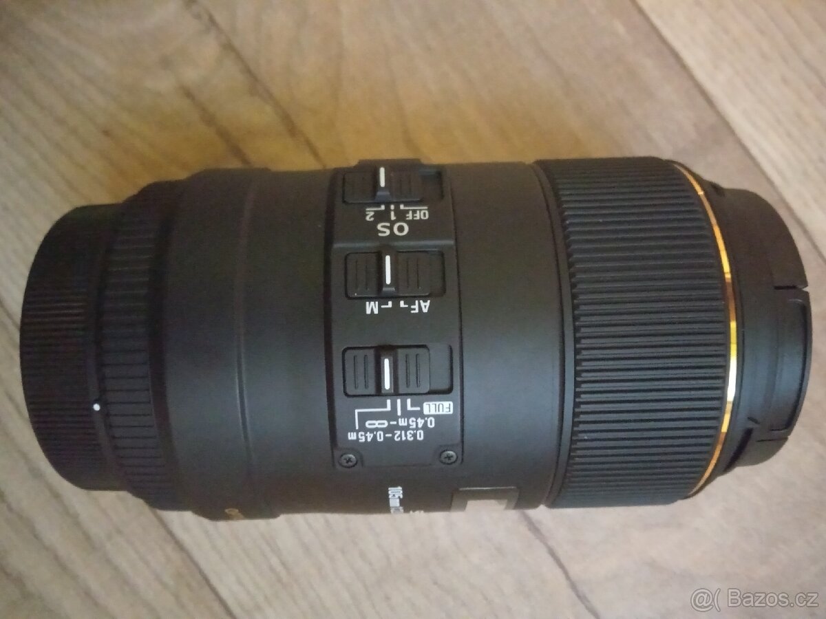 Objektiv Sigma 105 mm - 3