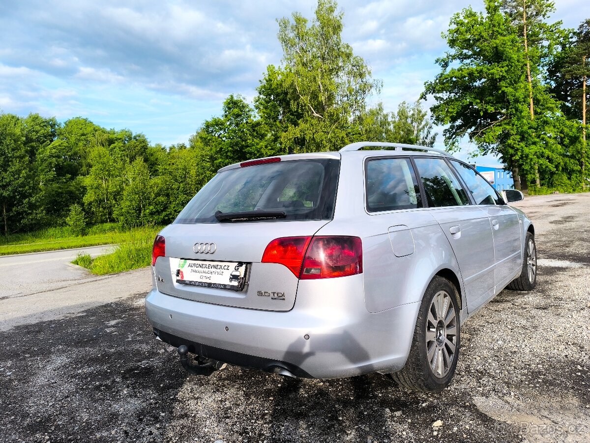 Audi A4, 4X4,30TDI,MANUÁL,KRÁSNÁ,SERVIS - 3