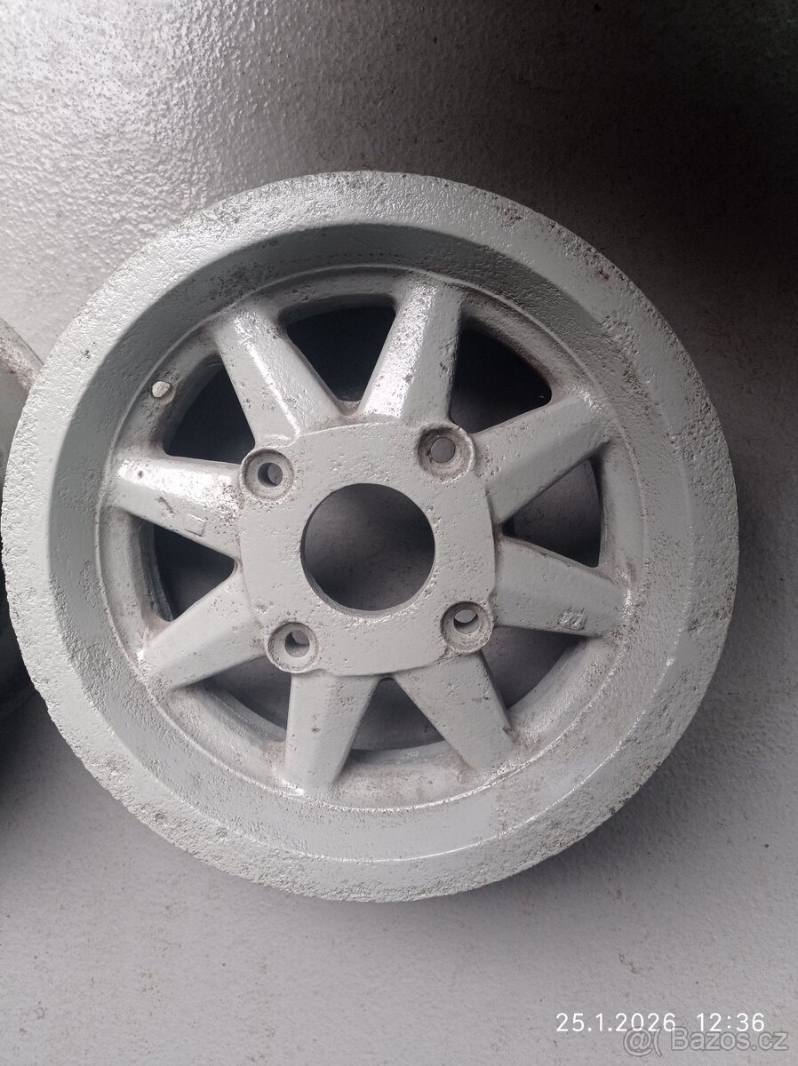 13" LOUKOTE ORIGINAL SKODA VETERAN 4x130 - 3