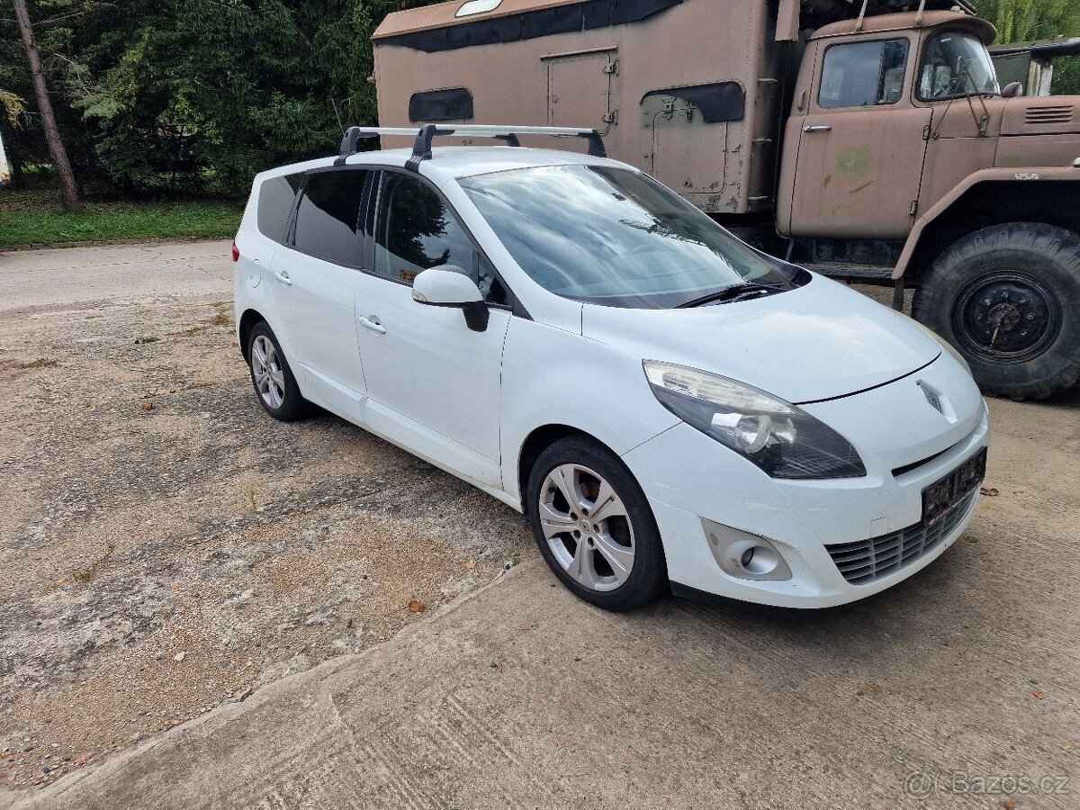 RENAULT SCENIC 3 DCi 1,5 81 kW - 3