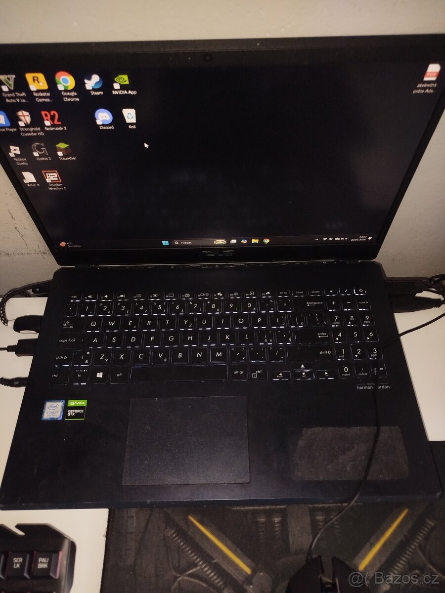 Prodám herní notebook Asus - 3