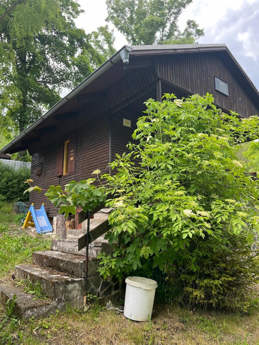 Prodej chaty u Šternberka - 3