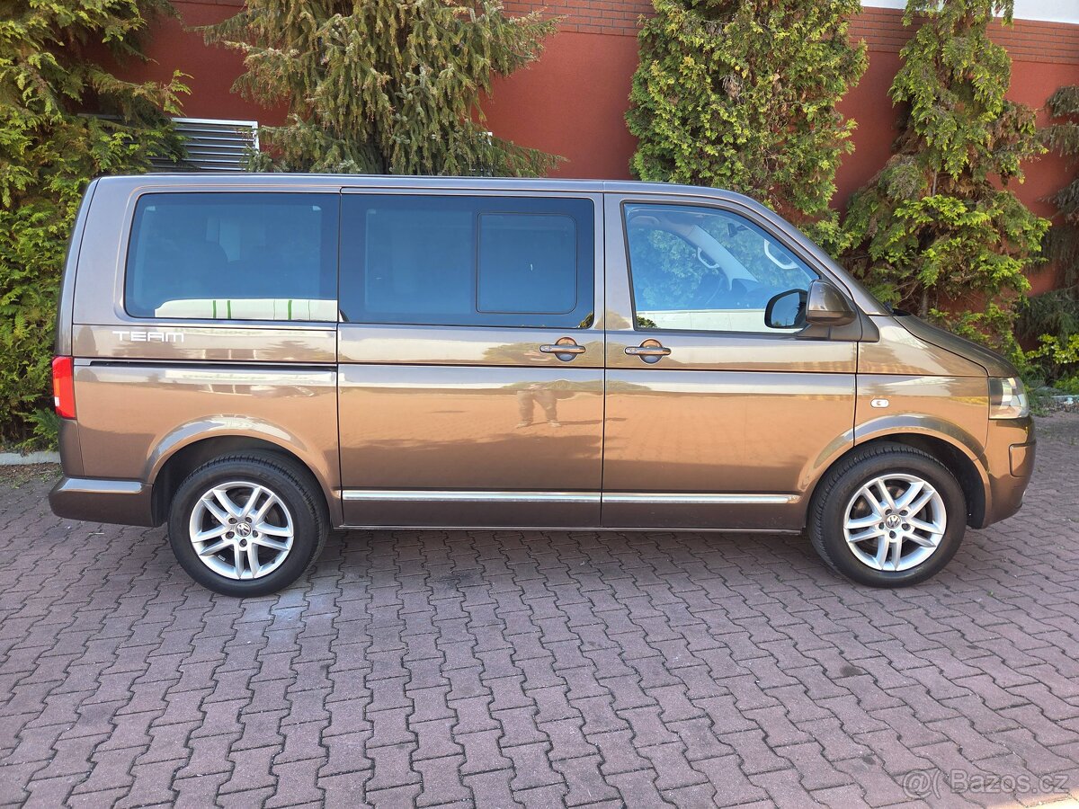 VW Multivan T5 2.0TDI 103kW Team Webasto,tažné,serviska - 3