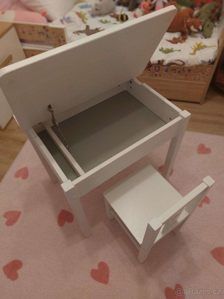 Prodám stoleček s židli - 3