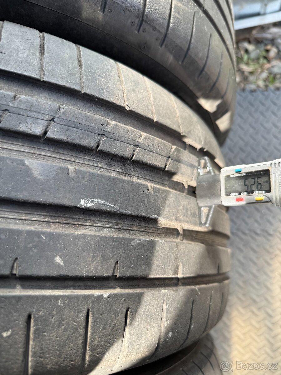 235/50/18 - Dunlop letní sada pneu - 3