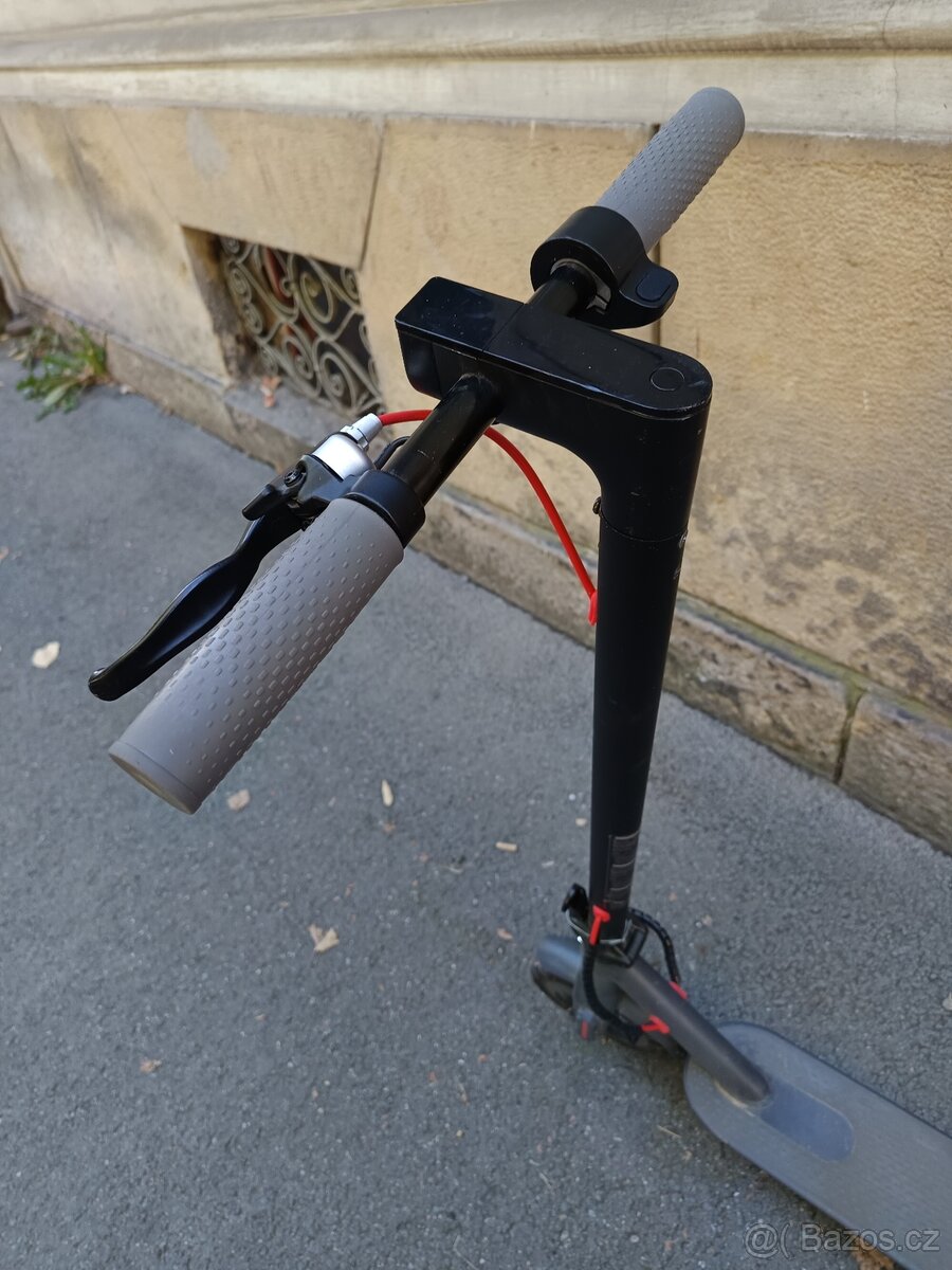 Elektro koloběžka GoGEN - 3