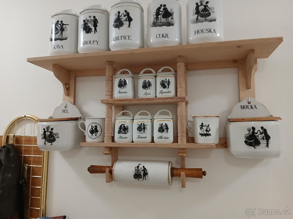 rokoko servis s policí - 3