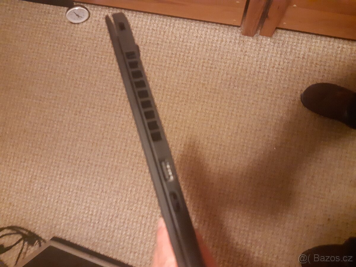 Lenovo ThinkPad X1 Carbon 7th - 3