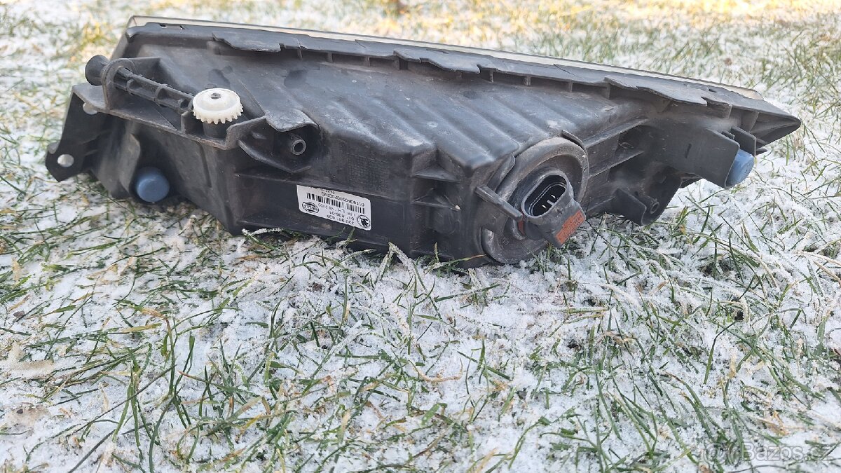 Levá přední mlhovka Škoda Superb 3 3V0941699 - 3