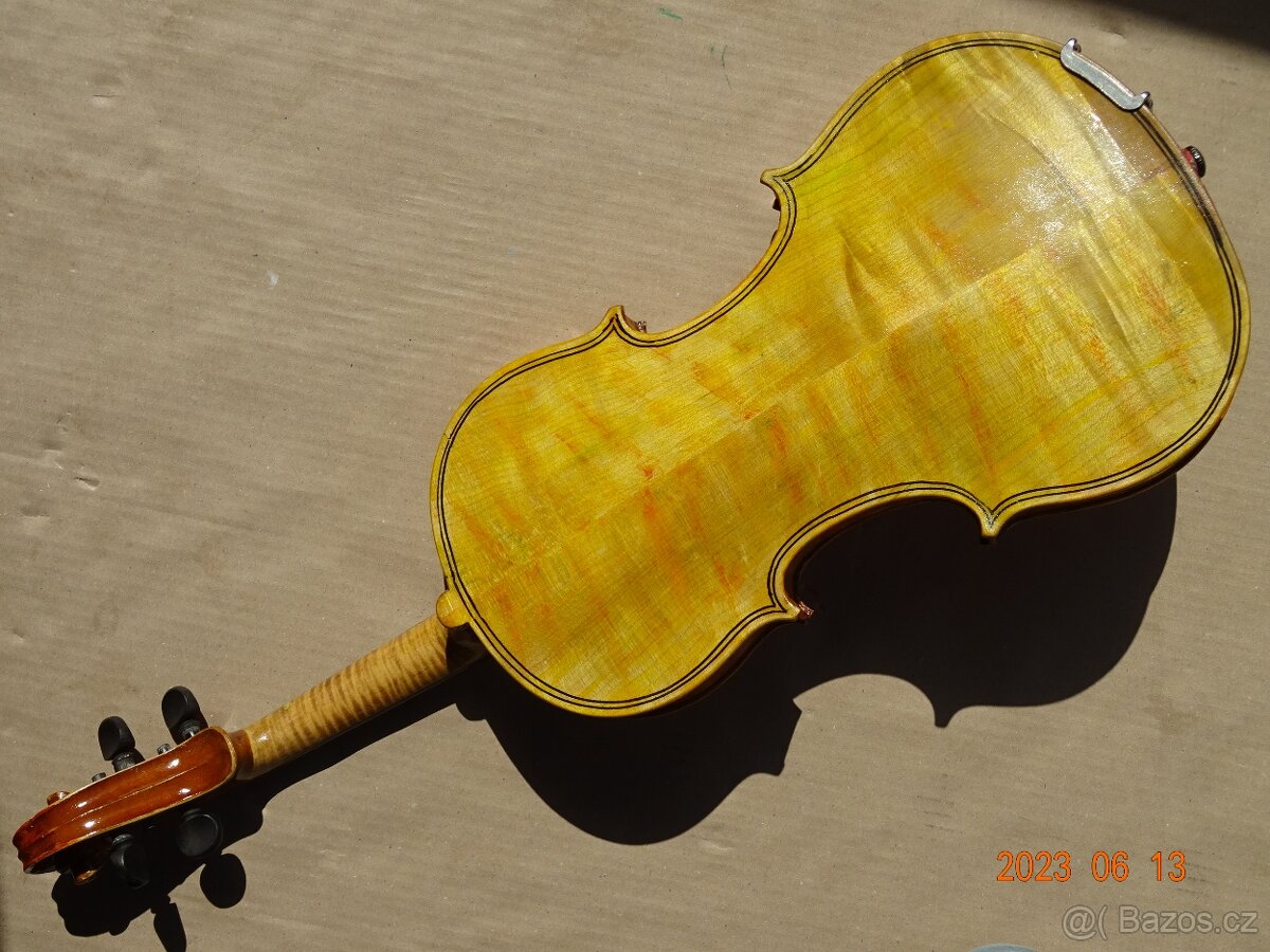 Housle prodám - 3