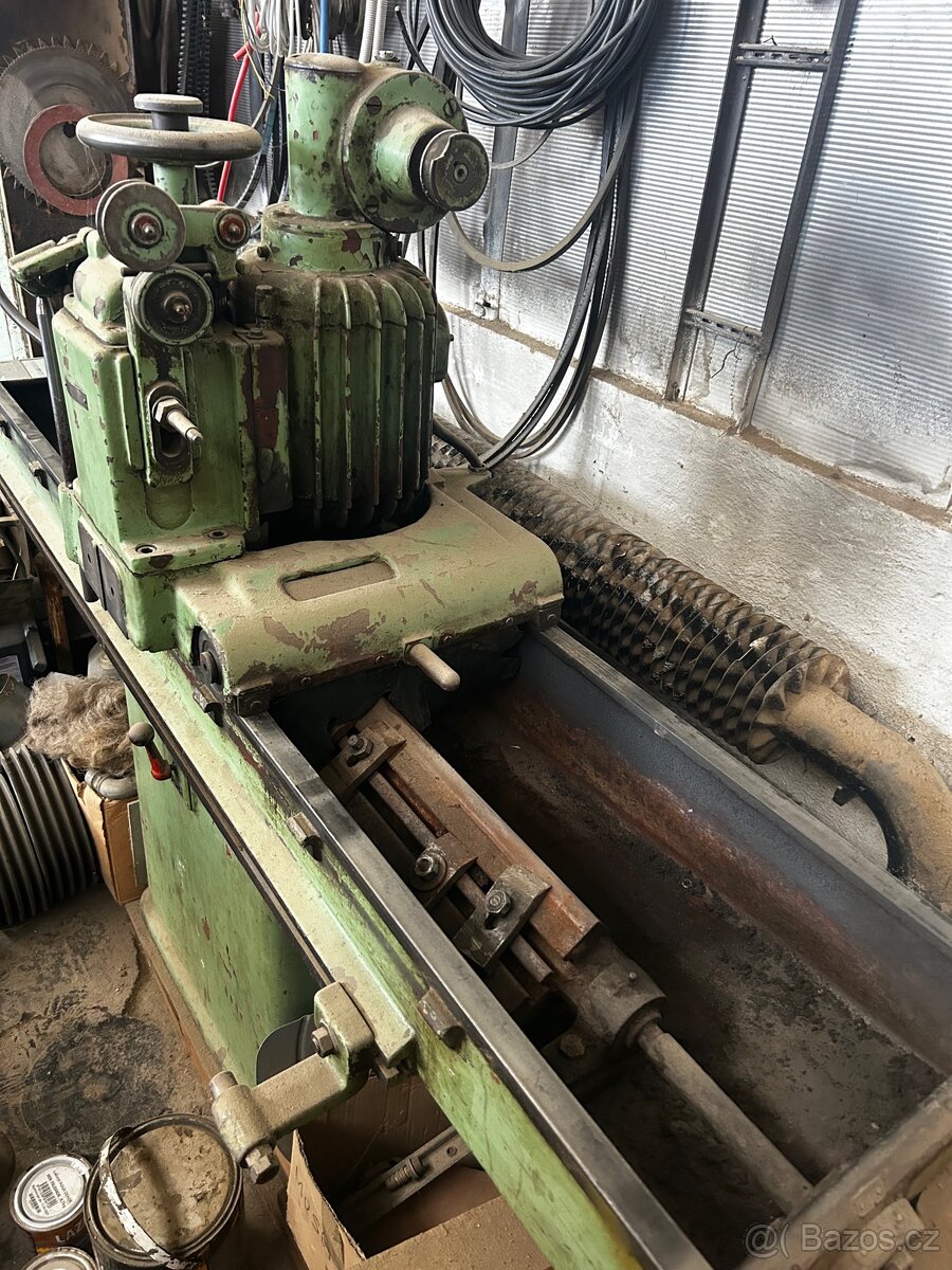 Bruska hoblovacích nožů - 3