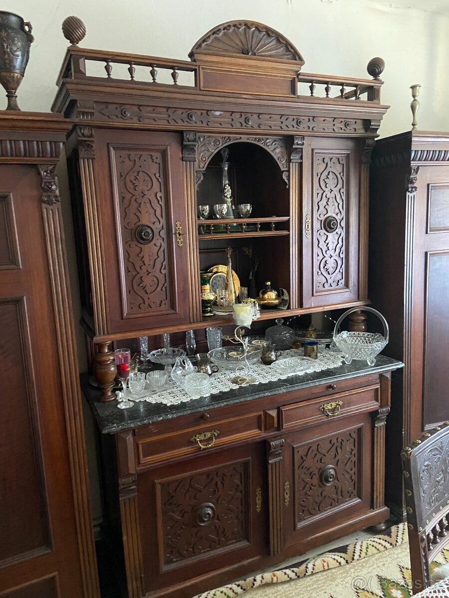 Starožitný nábytok - 3