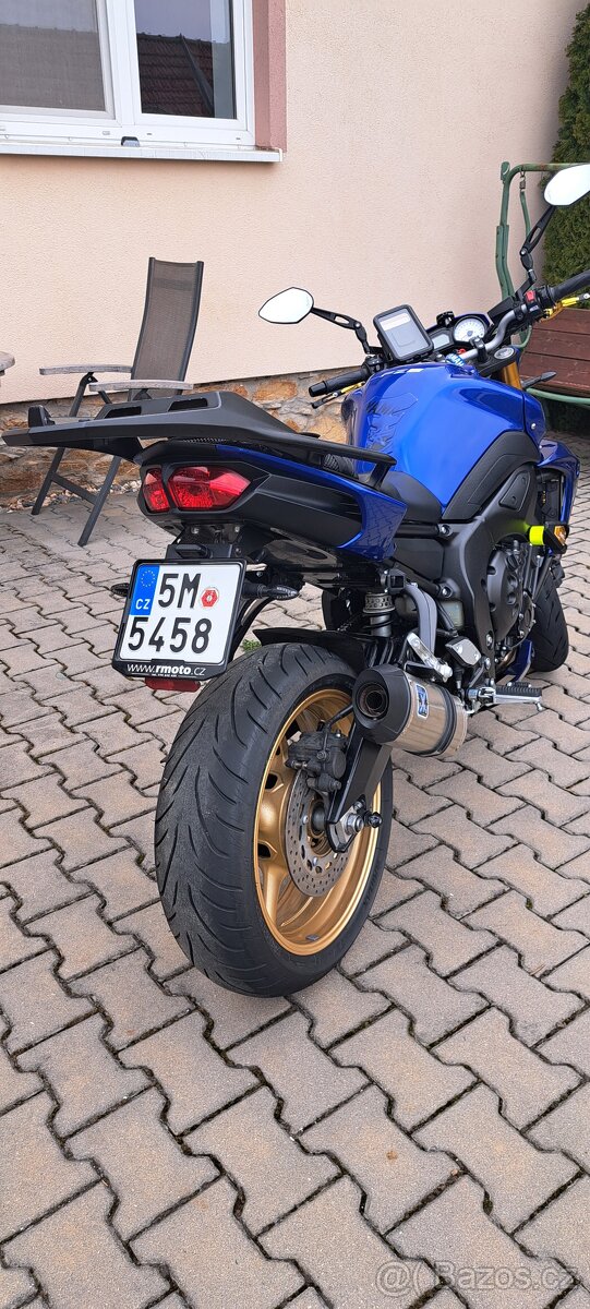 Yamaha FZ8 - 3