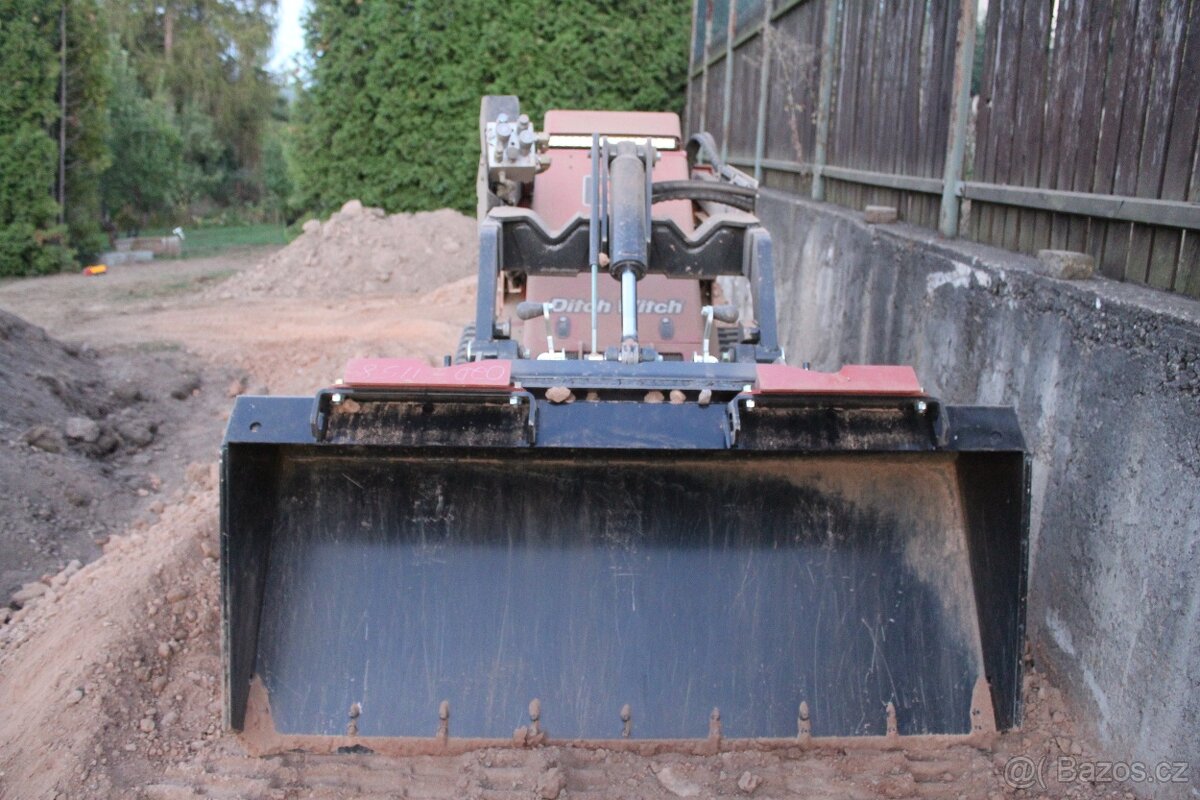 Zemní práce nakladačem Ditch Witch - Poděbrady - 3