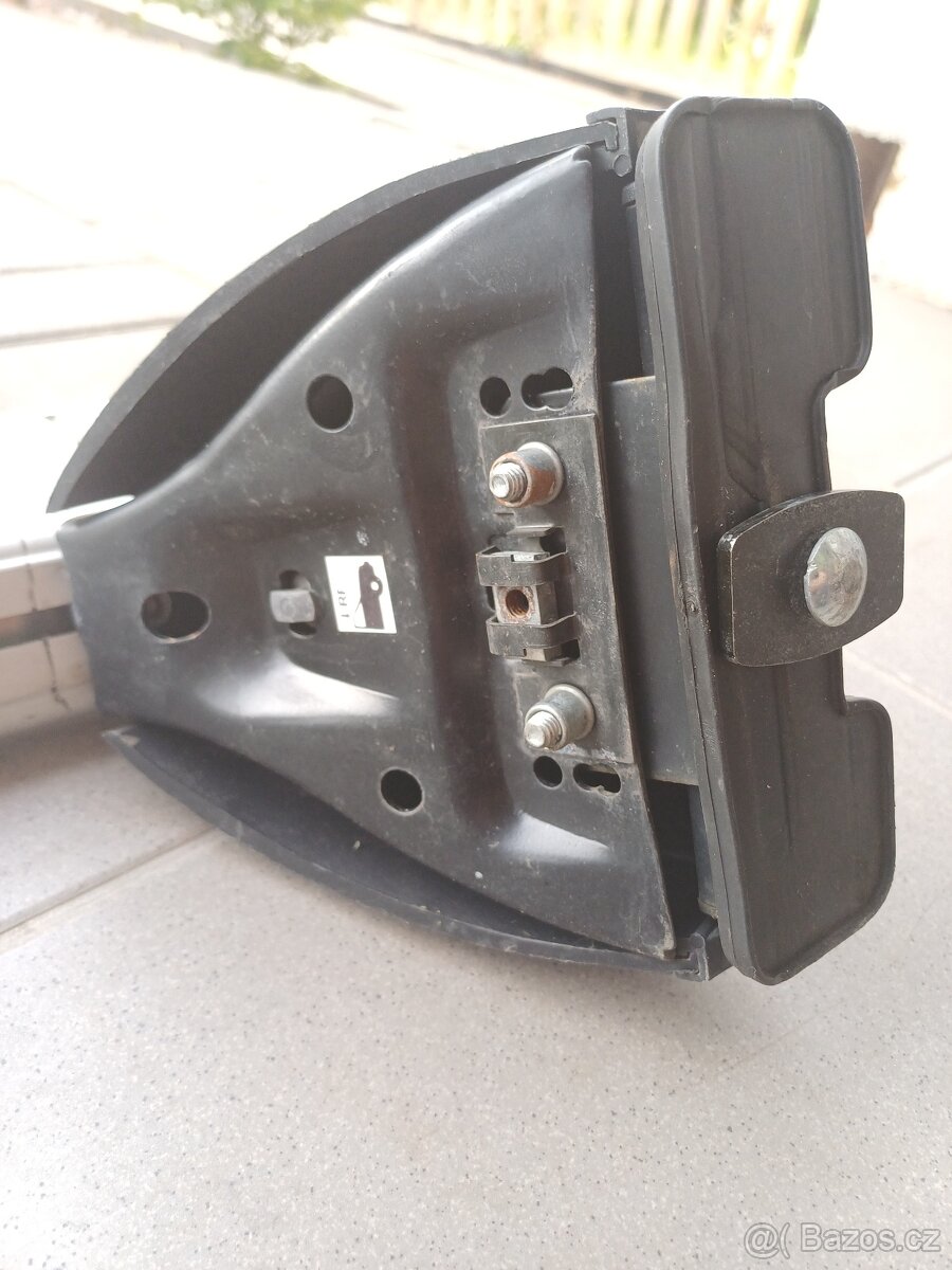 Střešní příčníky - 3