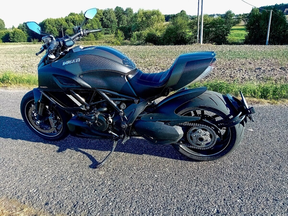 Ducati Diavel Carbon - 3