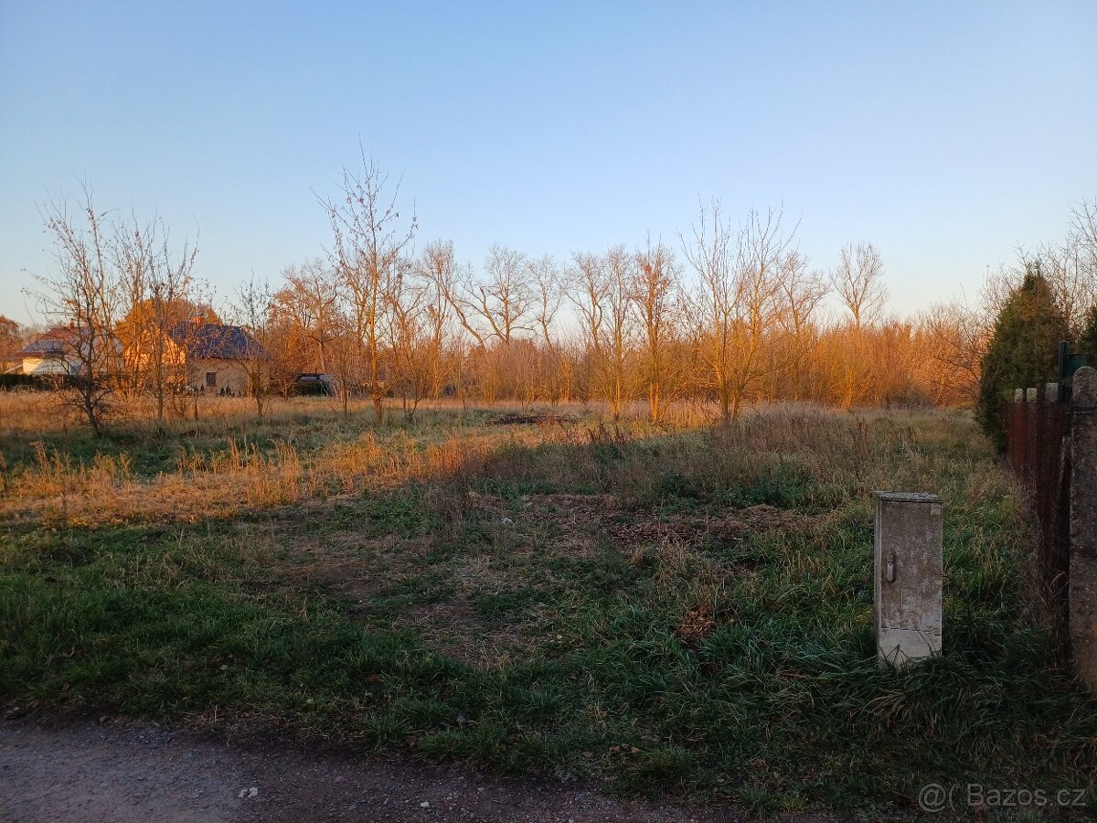 Prodej pozemku/zahrady 2251 m2 Hodonín - 3