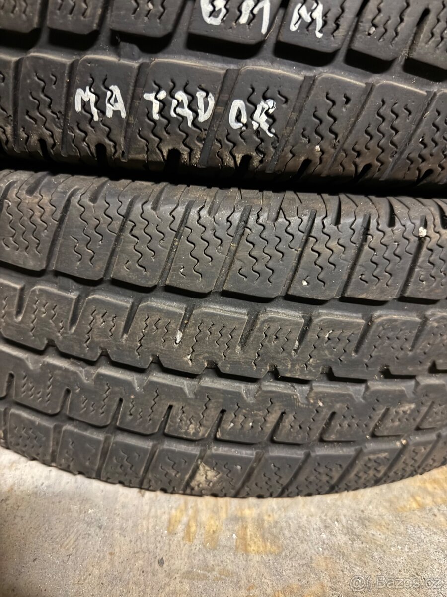 2x Zimni pneu r16 205/75/16C - 3